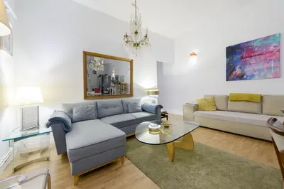 Zona de estar de GRAN VIA-SOL SPACIOUS APARTMENT 3 Bedrooms & 2 WCs