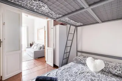Cama o camas de una habitación en Comfy 4 rooms apt in the heart of Chueca (Madrid center)