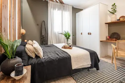Cama o camas de una habitación en HEMA- 2 Bedroom Apartment in Trafalgar