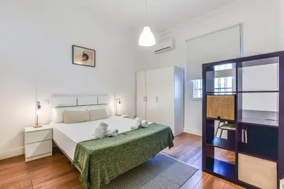 Cama o camas de una habitación en Retiro VII - Práctico, moderno y en plena ciudad de Madrid
