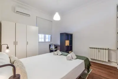 Cama o camas de una habitación en Retiro VII - Práctico, moderno y en plena ciudad de Madrid