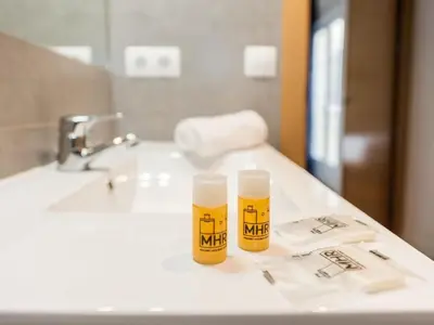 Un baño de El Hogar de Pizarro