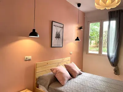 Cama o camas de una habitación en OPERA ROOMS
