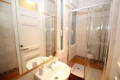 Un baño de Madrid, C. Mayor