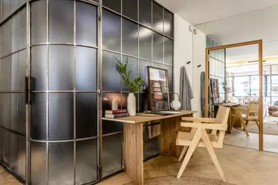 Una televisión o centro de entretenimiento en NAMIB - 1 bedroom apartment in Almagro