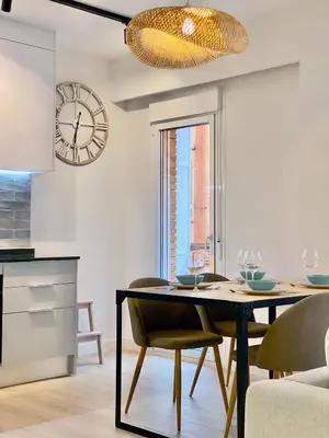 Plano de Latina Village - Apartamento de 2 dormitorios con Balcón