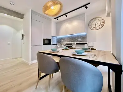 Una cocina o zona de cocina en Latina Village - Apartamento de 2 dormitorios con Balcón