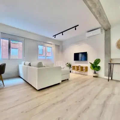 Latina Village - Apartamento de 2 dormitorios con Balcón