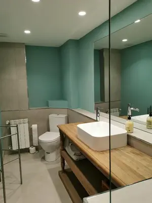 Un baño de Loft in Beautiful 19th Century House