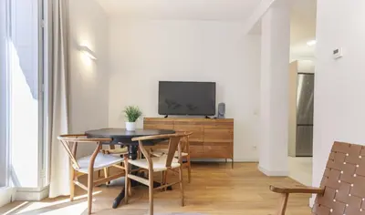 Una televisión o centro de entretenimiento en Bellas Artes en Madrid