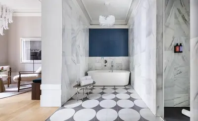Un baño de One Shot Recoletos