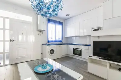 Una cocina o zona de cocina en FANTÁSTICO APARTAMENTO MADRID RIÓ-PUERTA DEL ÁNGEL