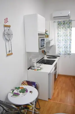 Una cocina o zona de cocina en LOFT PUERTA DE SOL