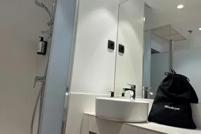 Un baño de Four Points Flex by Sheraton Madrid Atocha