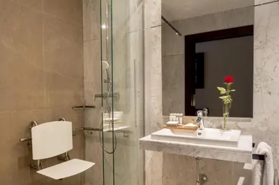 Un baño de Hotel Villa Real, a member of Preferred Hotels & Resorts