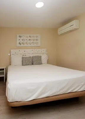 Cama o camas de una habitación en Fantástico Piso en La Latina, Madrid 6 personas