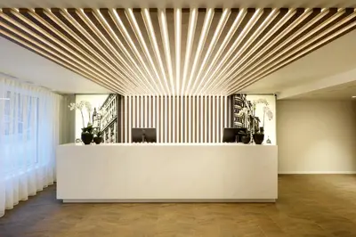El vestíbulo o zona de recepción de Eurostars Madrid Gran Vía