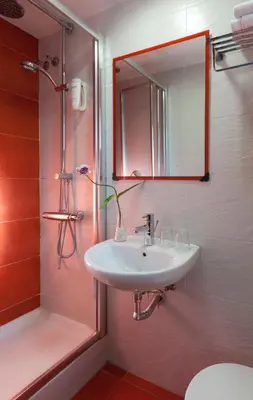 Un baño de Hostal Astoria