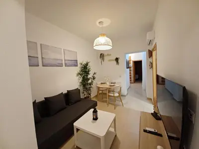 Zona de estar de For You Rentals TEMPORAL Infantas Gran Via DIN132E