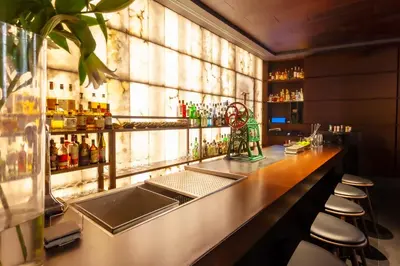 El salón o zona de bar de Hotel Urban, a Small Luxury Hotel of the World