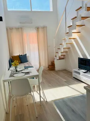 Una televisión o centro de entretenimiento en ESTUDIOS RUDA 4