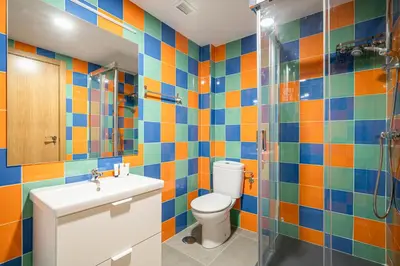Un baño de Dobo Madrid ANR2