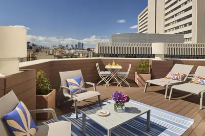Un balcón o terraza de NH Madrid Balboa