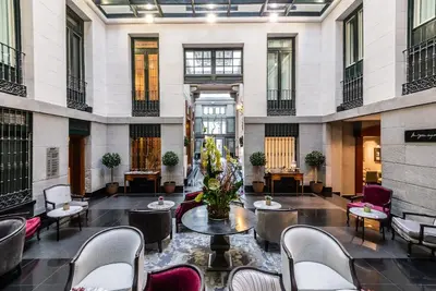 Zona de estar de Intelier Palacio San Martin