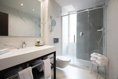 Un baño de Intelier Palacio San Martin