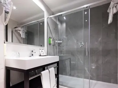 Un baño de Intelier Palacio San Martin