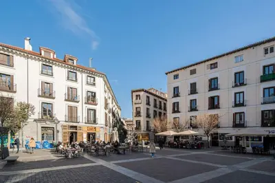 Edificio en el que se encuentra el apartamento