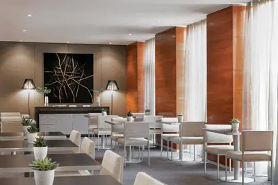 Zona de estar de AC Hotel Los Vascos by Marriott