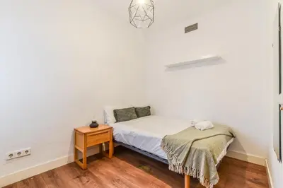 Cama o camas de una habitación en Retiro VIII - Estilo urbano en el corazón de Madrid