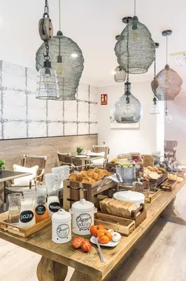 Comida en o cerca de este hostal o pensión