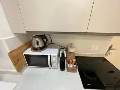 Una cocina o zona de cocina en Stylish one bedroom flat in the heart of Madrid