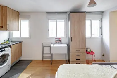 Una cocina o zona de cocina en Apartamentos Preciados