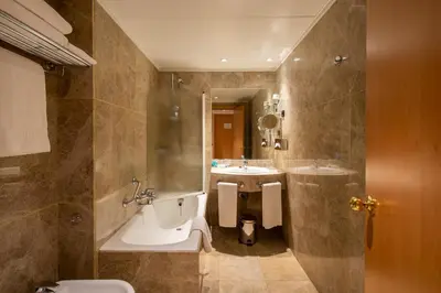 Un baño de Hotel Praga