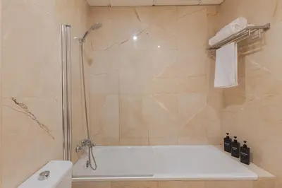 Un baño de MAD COCO Aparts & Suites Sol