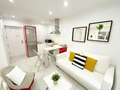 Una cocina o zona de cocina en Apartamento Plaza Mayor centrico