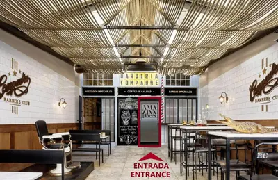 Un restaurante o sitio para comer en AmazINN Collection Madrid Chueca