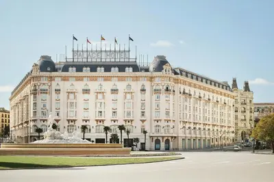 Edificio en el que se encuentra el hotel