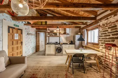 Una cocina o zona de cocina en Apartamento Plaza de España 2