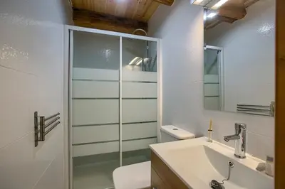 Un baño de Apartamento Plaza de España 5