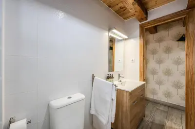 Un baño de Apartamento Plaza de España 12