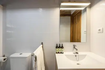 Un baño de Apartamento Plaza de España 12