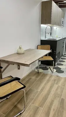 Una cocina o zona de cocina en Madrid Villa Suites Serenidad