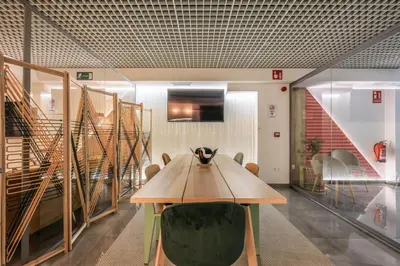 Una televisión o centro de entretenimiento en Arteria Madrid Chamberí
