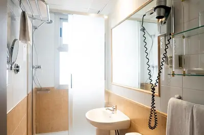 Un baño de Hostal Persal