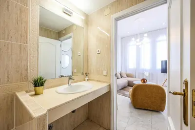 Un baño de Atico con Terraza de vistas inmejorables