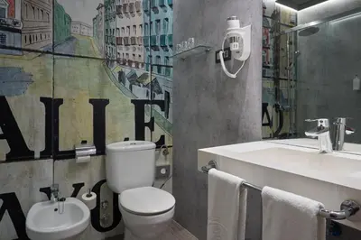 Un baño de Hotel Puerta de Toledo
